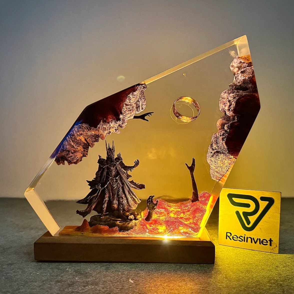 Resin Art Table - مصباح طاولة جديد 2026 بتصميم كائنات