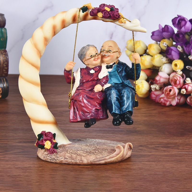 Resin Art Wedding Gift - تماثيل راتين مسننين على أرجوحة صينية